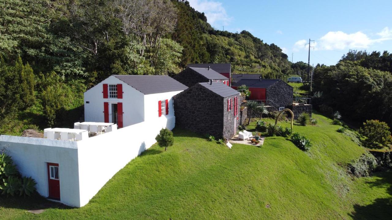 Casas De Incensos - Ter -Ta Guest House Pontas Negras Eksteriør bilde