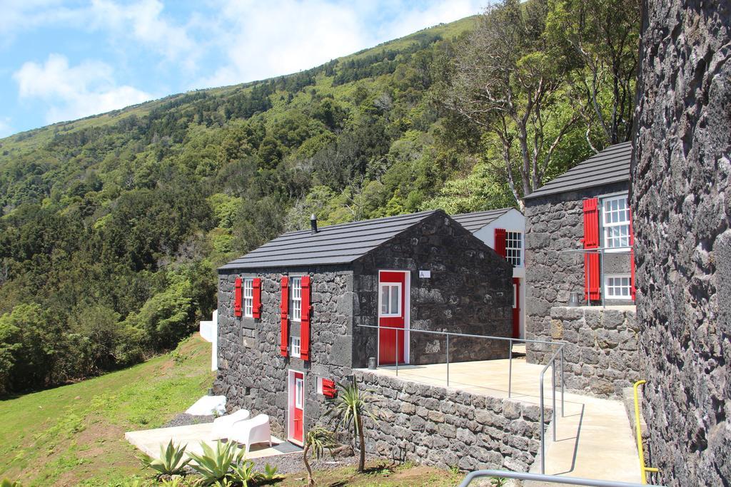 Casas De Incensos - Ter -Ta Guest House Pontas Negras Eksteriør bilde